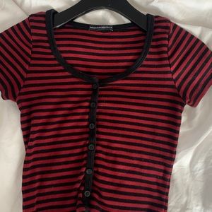 BLACK & RED ZELLY TOP
